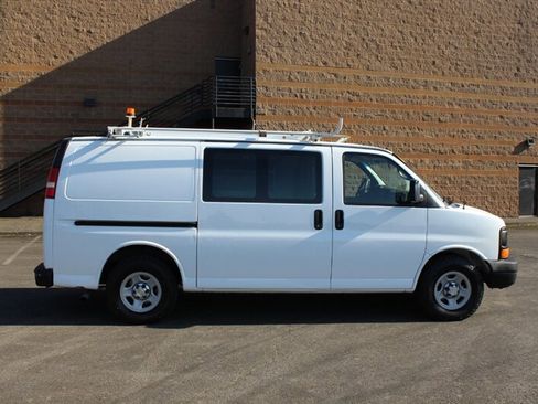 Used 2007 Chevrolet Express 1500 AWD image 5