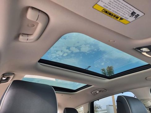 Used 2023 Genesis GV80 2.5T w/ Prestige 20" Package image 10