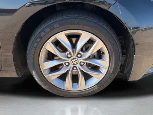 Used 2021 Toyota Avalon XLE FWD image 24