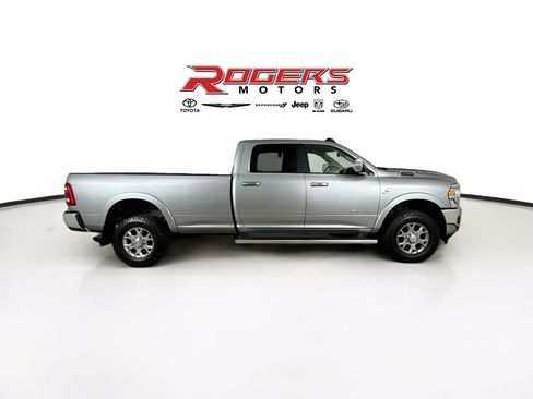 Used 2022 RAM 2500 Laramie AWD/4WD image 9