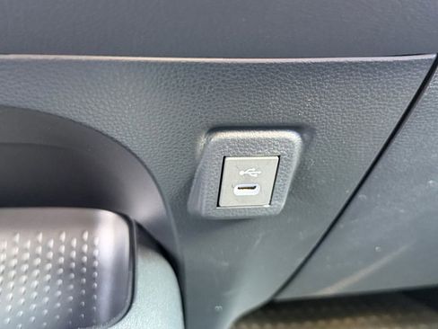 Used 2024 Toyota Corolla SE w/ Convenience Package FWD image 27