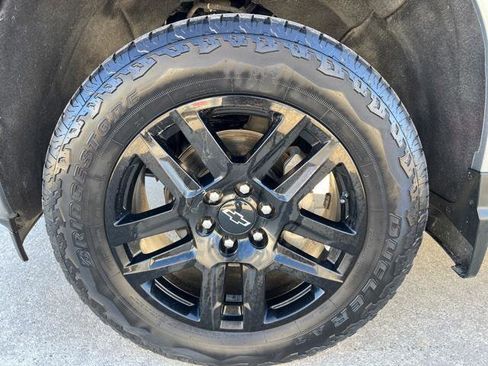 Used 2023 Chevrolet Silverado 1500 RST image 9