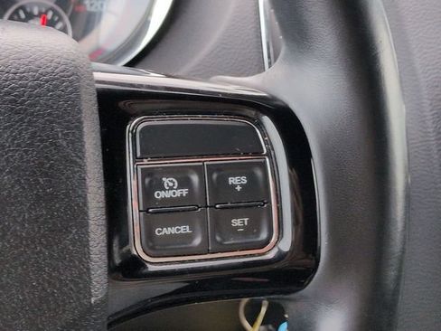 Used 2018 Dodge Grand Caravan SXT FWD image 23
