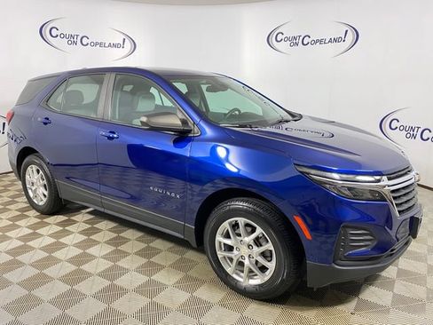 Certified 2022 Chevrolet Equinox LS AWD/4WD image 8
