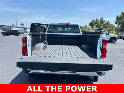 Certified 2025 Chevrolet Silverado 3500 LT AWD/4WD image 15