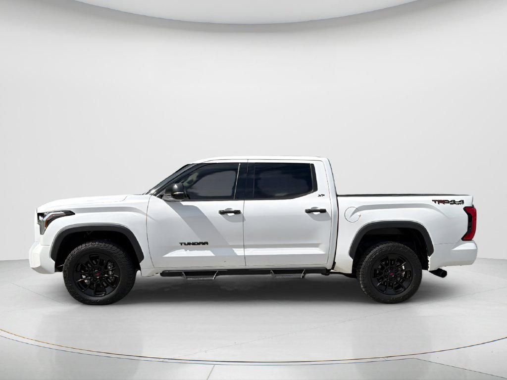 Used 2023 Toyota Tundra SR5 w/ SR5 Convenience Package AWD/4WD image 8