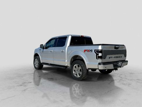 Used 2018 Ford F150 XLT w/ Equipment Group 302A Luxury AWD/4WD image 4