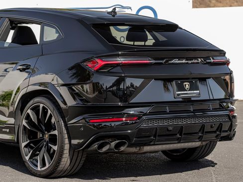 Used 2024 Lamborghini Urus S AWD/4WD image 10