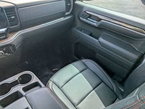 Used 2024 GMC Sierra 1500 Elevation RWD image 17