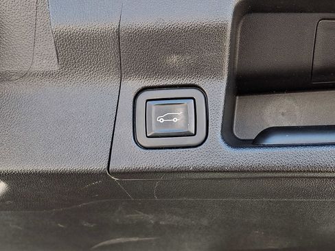 Used 2021 GMC Acadia Denali w/ Denali Ultimate Package image 25