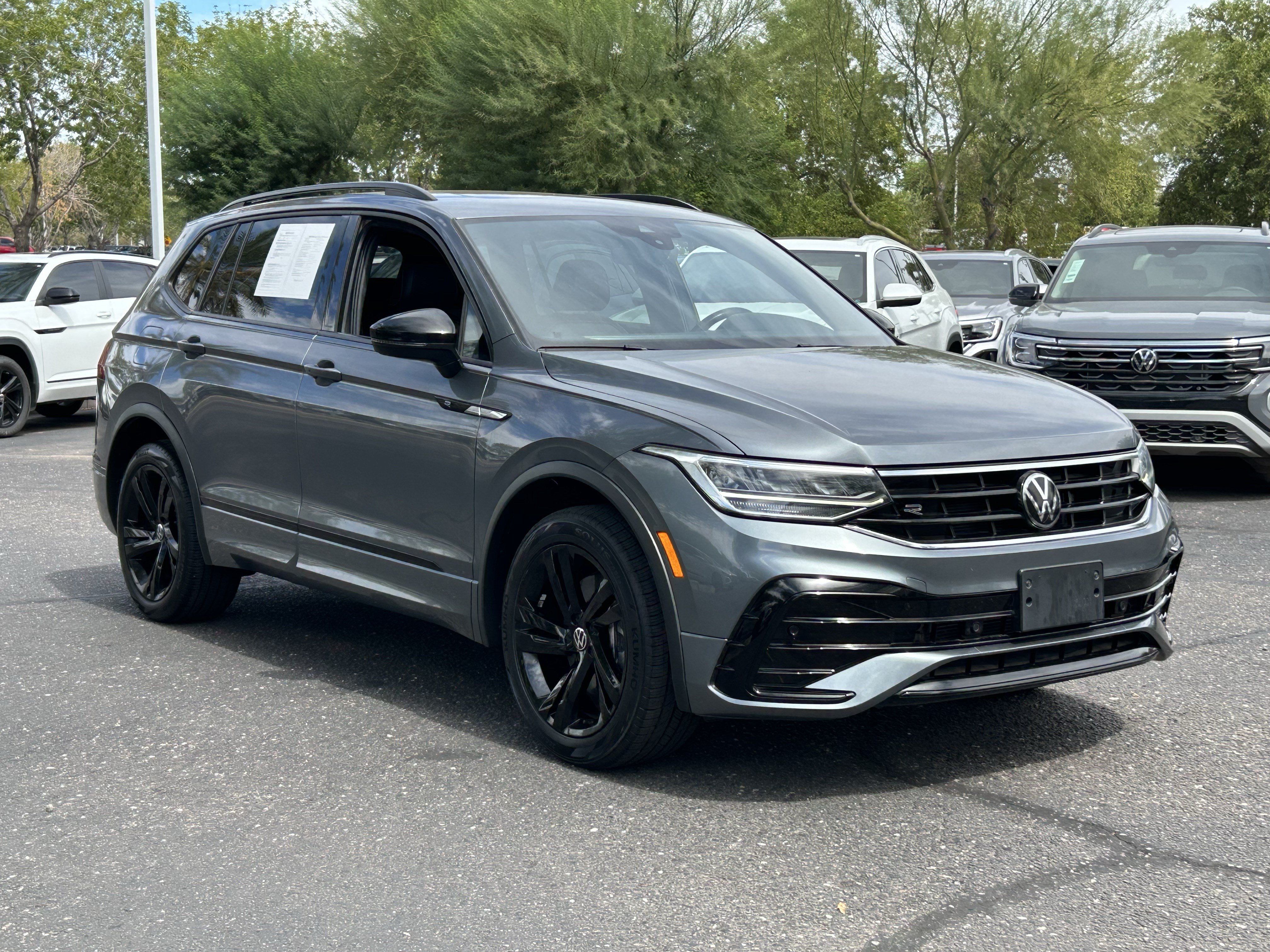Used 2024 Volkswagen Tiguan SE R-Line FWD image 6