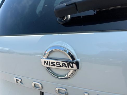 Used 2021 Nissan Rogue SL w/ Premium Package FWD image 39