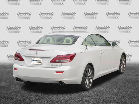 Used 2015 Lexus IS 250C RWD image 9