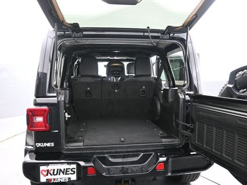 Used 2023 Jeep Wrangler Unlimited Sahara AWD/4WD image 24
