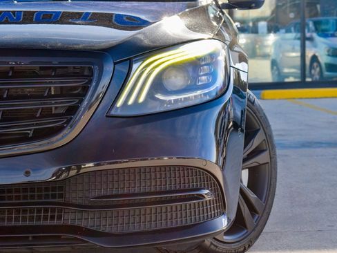 Used 2020 Mercedes-Benz S 560 4MATIC Sedan w/ Premium Package image 3