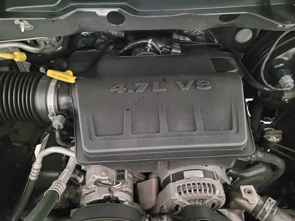 Used 2013 RAM 1500 Classic SLT w/ Premium Display Pkg RWD image 30