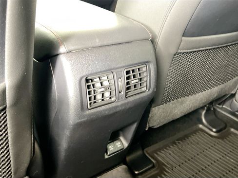 Used 2022 Toyota 4Runner TRD Off-Road Premium image 23