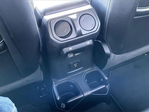 Used 2023 Jeep Gladiator Overland image 24