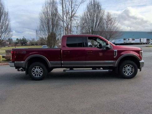 Used 2019 Ford F350 Lariat image 7
