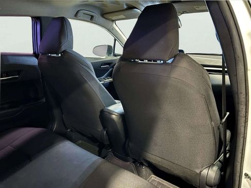 Used 2020 Toyota C-HR LE image 22