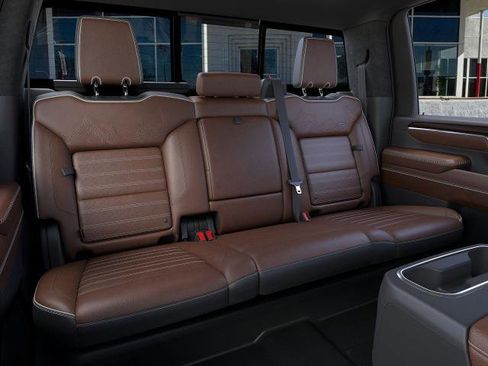 New 2026 GMC Sierra 2500 Denali Ultimate image 17