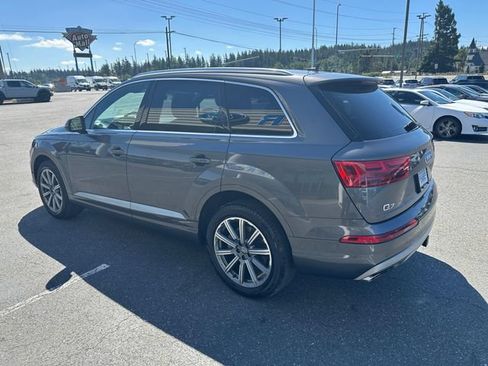 Used 2018 Audi Q7 3.0T Premium Plus w/ Premium Plus Package AWD/4WD image 4