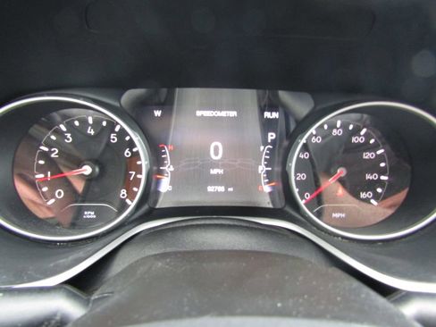 Used 2019 Jeep Compass Limited image 22