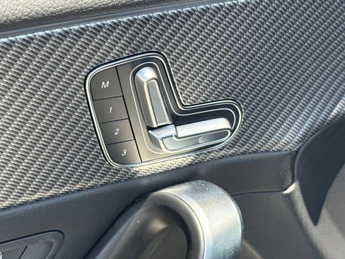 Used 2025 Mercedes-Benz CLA 250 image 15