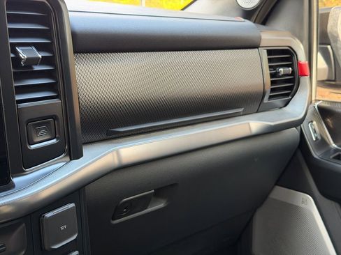 Used 2025 Ford F150 Raptor image 33