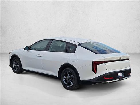 Used 2026 Kia K4 FWD image 8