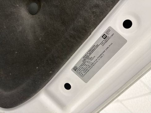 Used 2023 Chevrolet Silverado 1500 Custom image 18