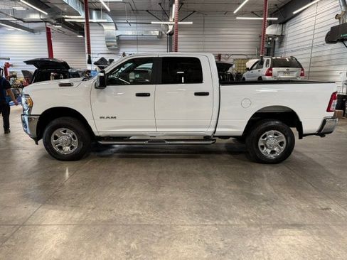 Used 2024 RAM 2500 Big Horn w/ Bed Utility Group AWD/4WD image 27