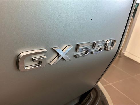 Used 2024 Lexus GX 550 AWD/4WD image 32