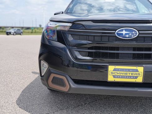 Used 2025 Subaru Forester Sport AWD/4WD image 3