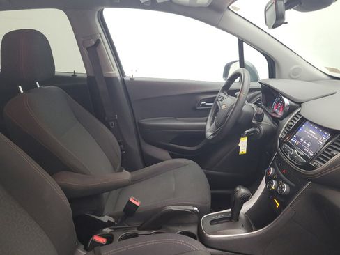 Used 2020 Chevrolet Trax LS w/ Tint and Cruise Package FWD image 21