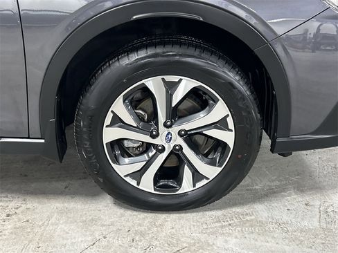 Certified 2022 Subaru Outback Limited XT image 13