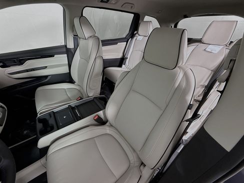 New 2026 Honda Odyssey Touring image 26