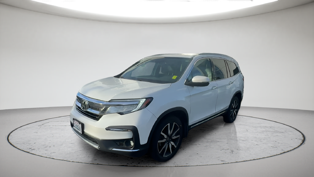 Used 2022 Honda Pilot Touring image 1