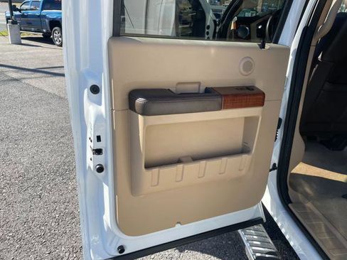 Used 2015 Ford F350 King Ranch w/ King Ranch w/Chrome Package image 21