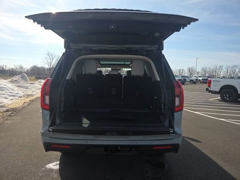 Used 2025 Ford Expedition Active image 11