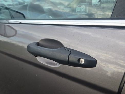 Used 2011 Honda CR-V LX image 15