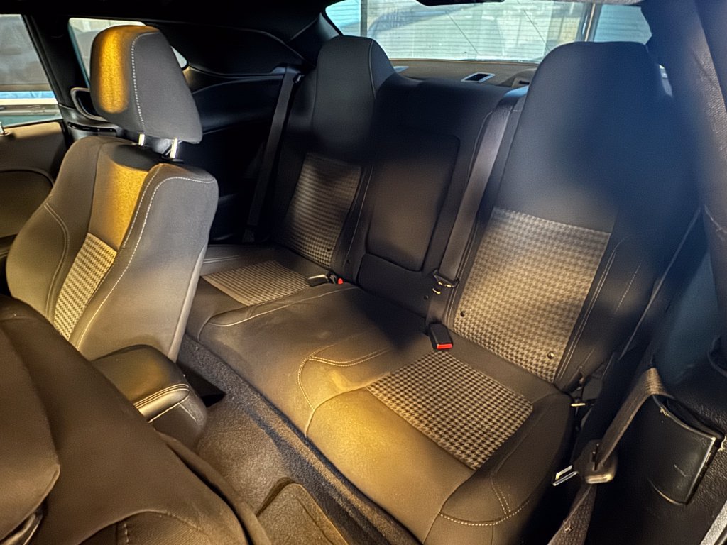 Used 2023 Dodge Challenger SXT RWD image 20