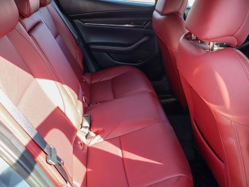 Used 2024 MAZDA MAZDA3 s image 12