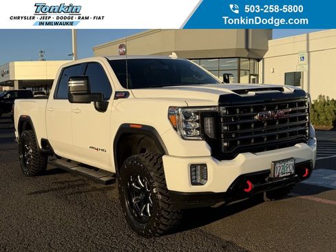Used 2022 GMC Sierra 2500 AT4 image 1