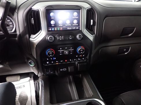 Used 2022 Chevrolet Silverado 3500 LTZ w/ Z71 Chrome Sport Edition AWD/4WD image 31