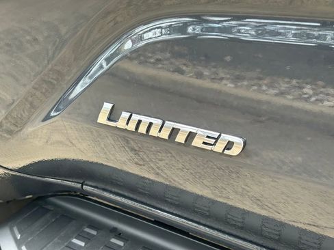 New 2026 Toyota 4Runner Limited AWD/4WD image 15