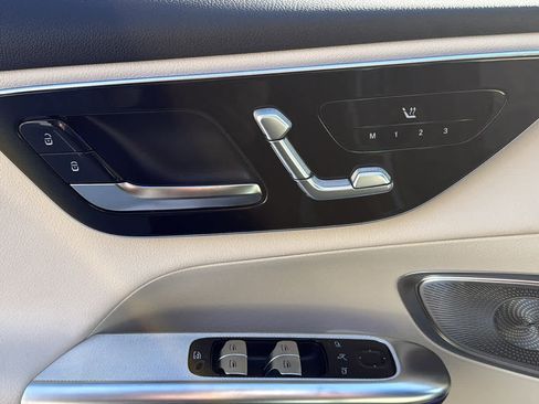 Certified 2026 Mercedes-Benz GLC 300 4MATIC image 17