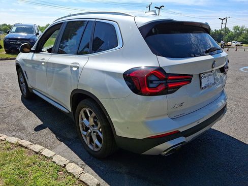 Used 2024 BMW X3 xDrive30i w/ Premium Package AWD/4WD image 4