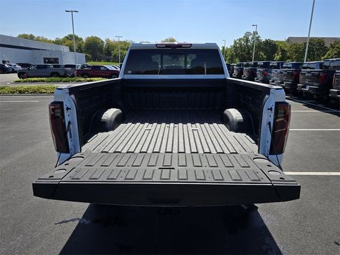 New 2026 GMC Sierra 2500 AT4X image 30