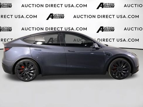Used 2023 Tesla Model Y Performance AWD/4WD image 44